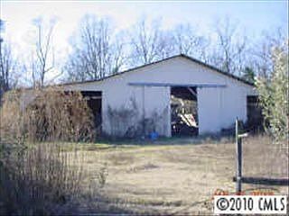 2nd image of 3904 Medlin Rd