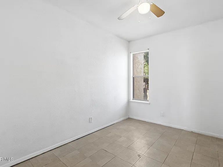 3208 Isla Morada Dr — Photo 11