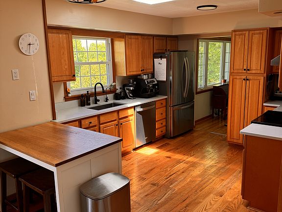 4th image of 5506 Briarwood Dr