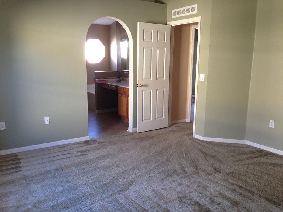 1st image of 1607 Sterns Dr
