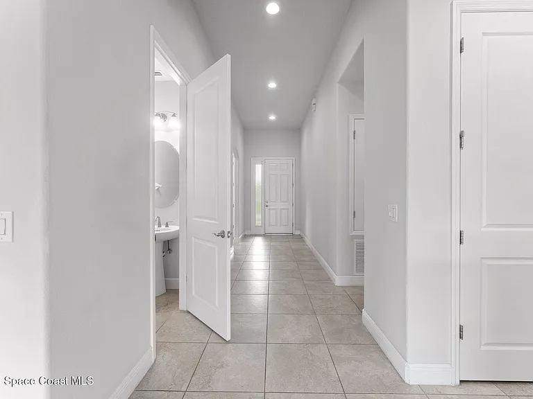 7440 Jazero Pl — Photo 18