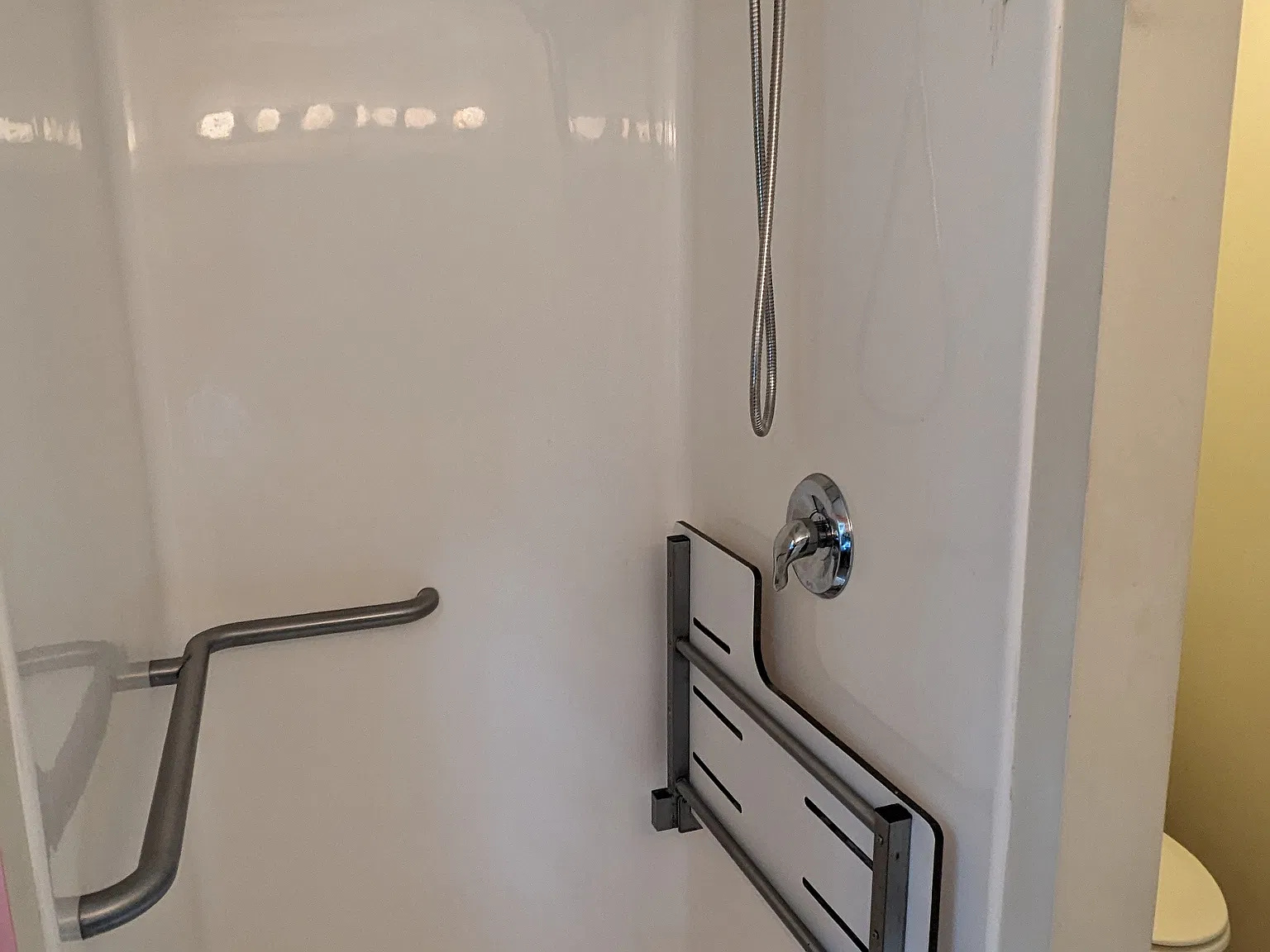 1 bed, 3548 sqft, $800 — Photo 1