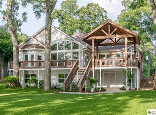 128 Paseo Del Rio, Seguin, TX 78155