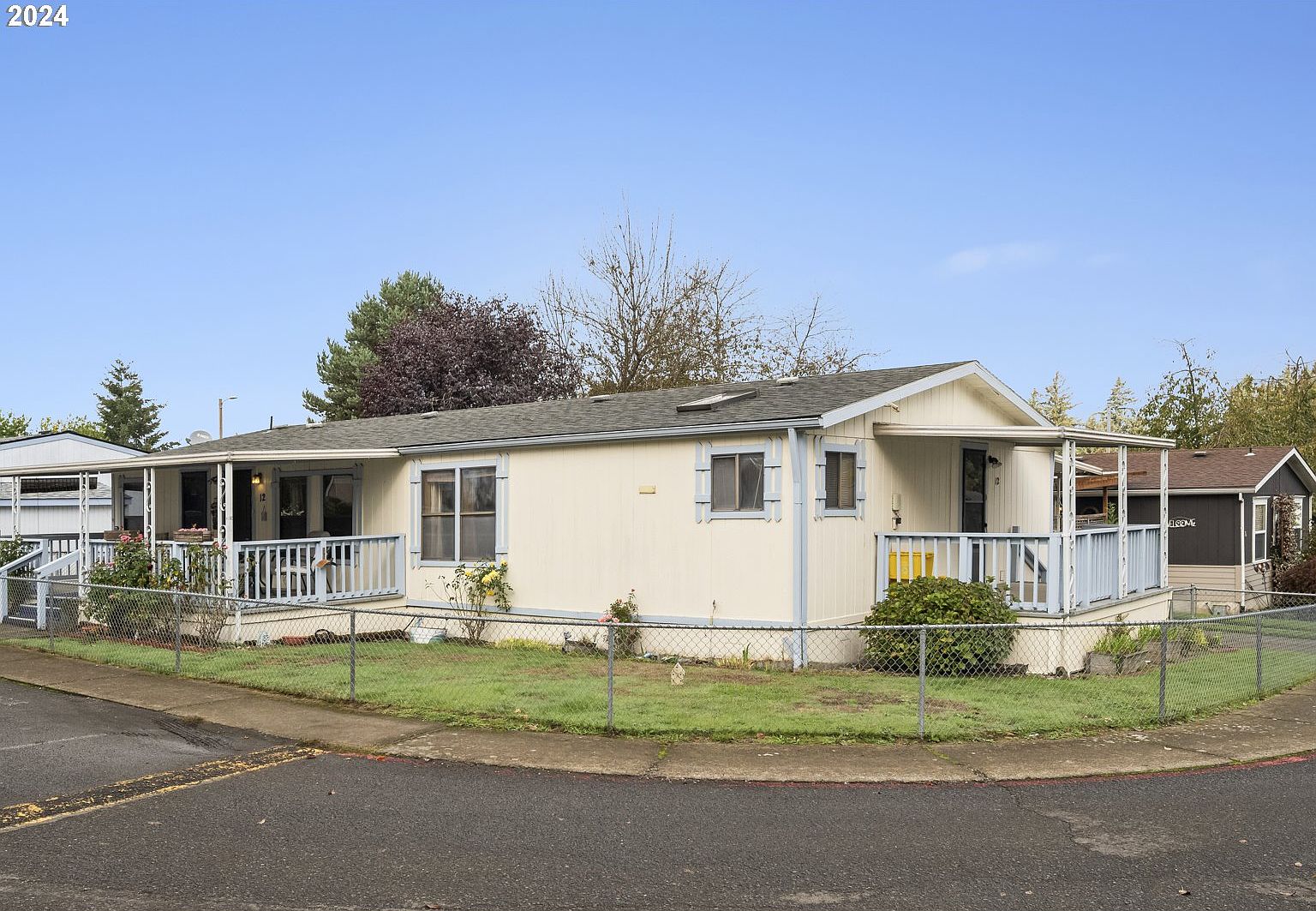 7958 Se Foster Rd 13115 SE Foster Rd Unit 12, Portland, OR 97236 | Zillow