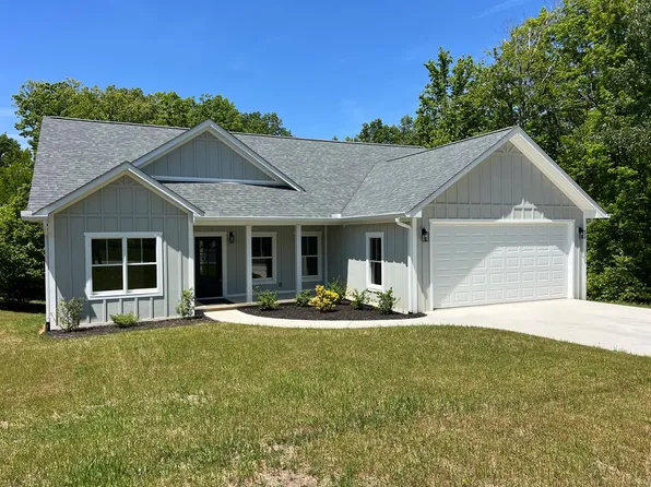 85 Laurel Dr, Jamestown, TN 38556