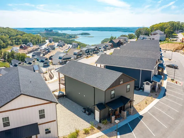 143 Chateau Mountain Lane, Branson, MO 65616