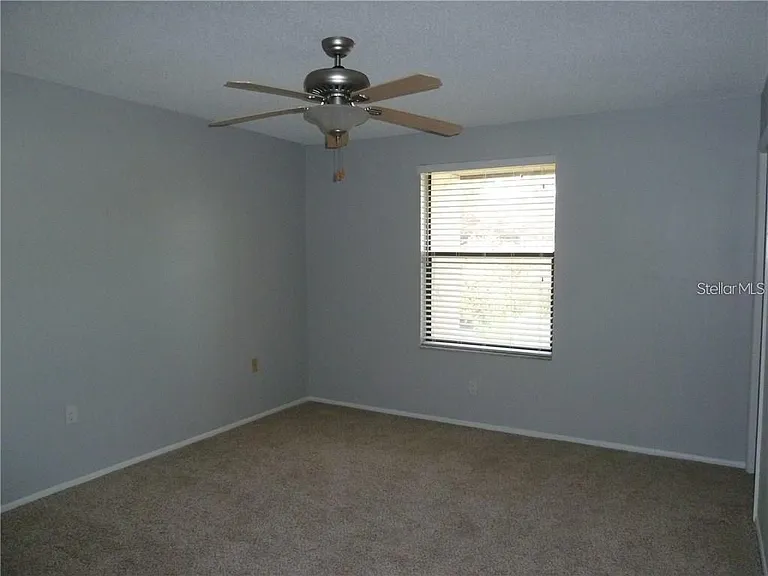 212 Caryl Way #212 — Photo 5