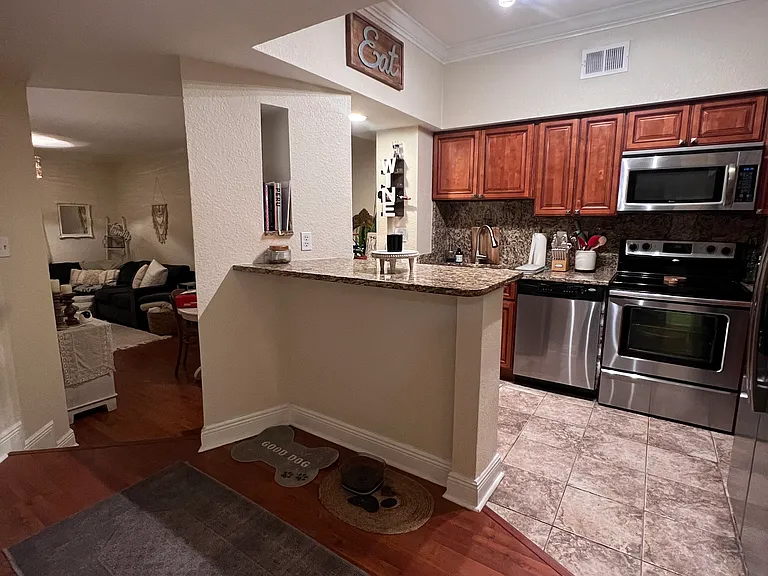 402 S Armenia Ave #121 — Photo 7