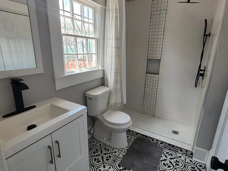 517 E Anderson Ln #A — Photo 5