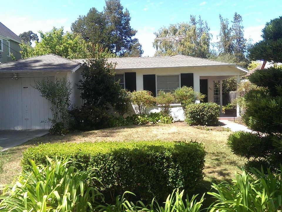 1st image of 221 Santa Rita Ave