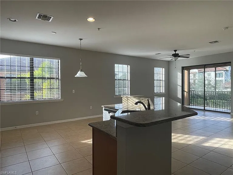 3702 Pino Vista Way #3 — Photo 3