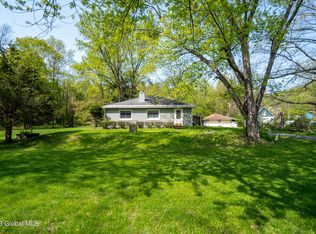 480 W Sand Lake Rd, Wynantskill, NY 12198