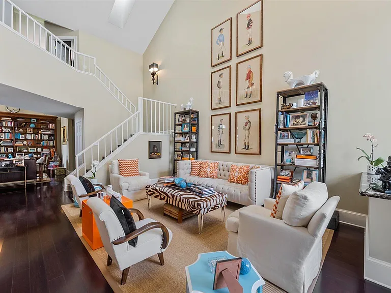 2443 Windsor Way Ct — Photo 13
