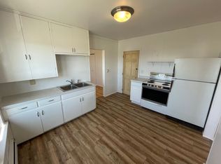 215 N 5th St #4, Brainerd, MN 56401