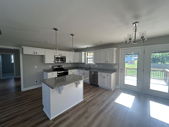 4th image of 109 Morningside Dr