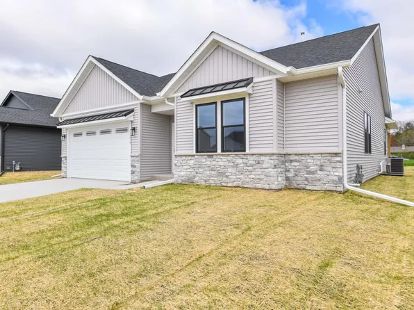 1215 Evergreen DRIVE #Lt15, Delavan, WI 53115