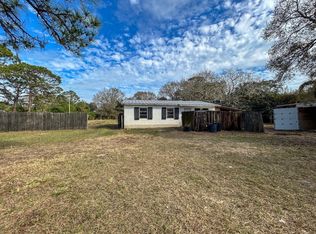 850 E Coker Rd, Fort Pierce, FL 34945