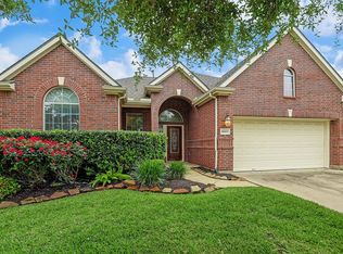 16611 Shimmering Lake Dr, Cypress, TX 77433