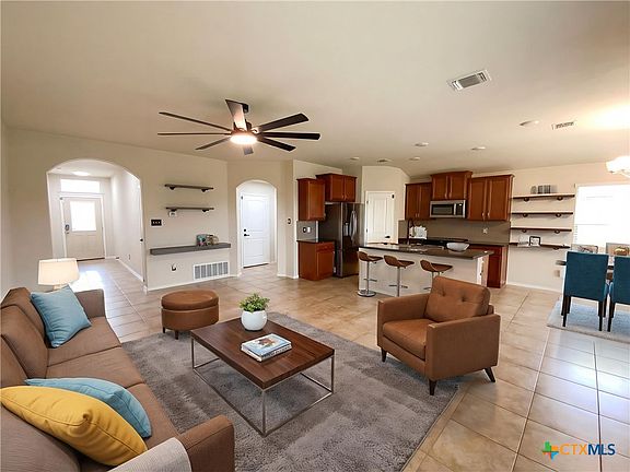 2nd image of 5325 Cicero Dr