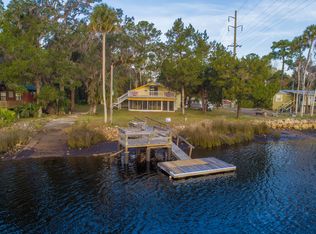 1728 NE Magnolia St, Steinhatchee, FL 32359