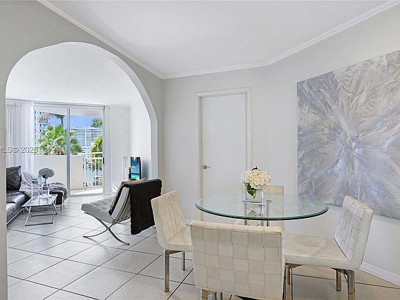 4th image of 1621 Bay Rd APT 606