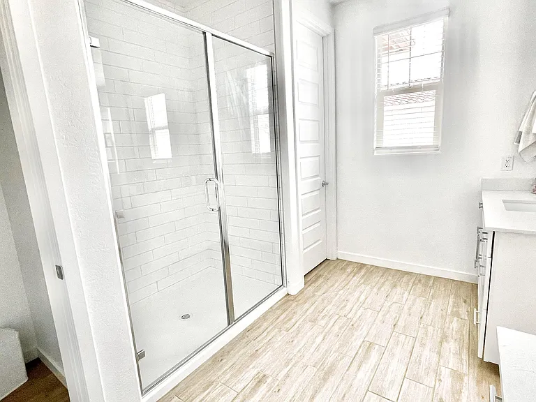 9906 E Texas Ave — Photo 10