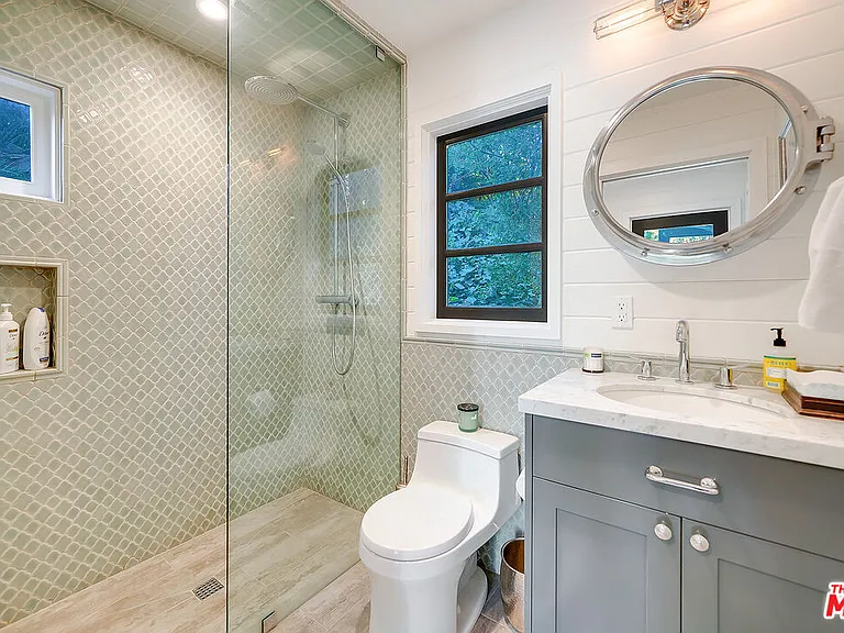 11670 Duque Dr — Photo 45