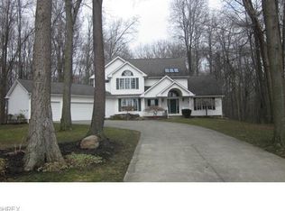 4308 Hunters Ridge Dr, Ravenna, OH 44266