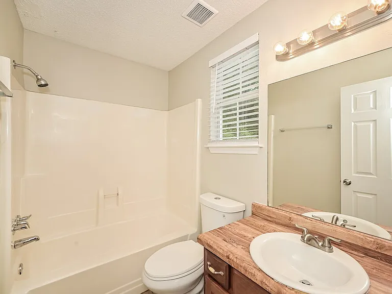 165 Bill Stewart Blvd — Photo 16