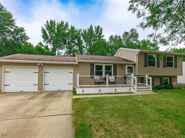 4301 Elmhurst Dr, Stow, OH 44224