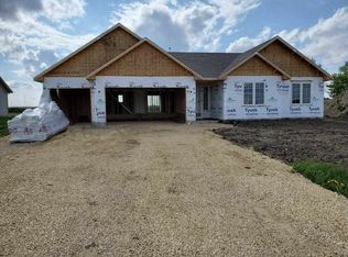 926 White Birch Ln, Davis Junction, IL 61020