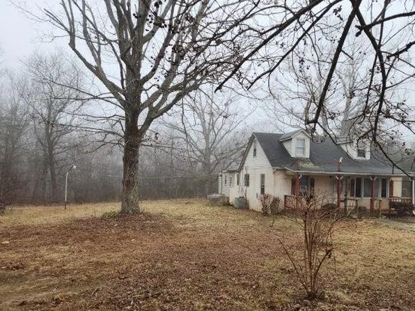 1805 Long Island Rd, Gladys, VA 24554