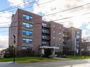 95 Orient Way #D, Rutherford, NJ 07070