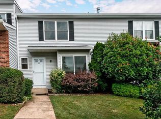 22 Jennifer Dr #85, Jamesburg, NJ 08831