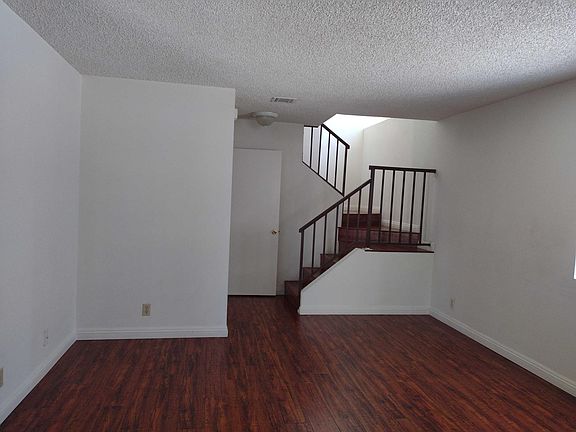 4th image of 2312B Falling Leaf Ave