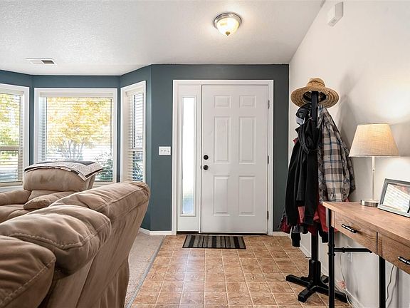 5th image of 7906 Salmon Dr
