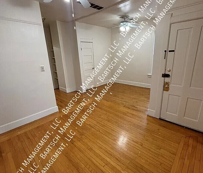 1317 E Albion St — Photo 4