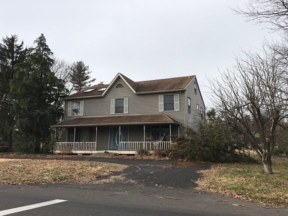 2nd image of 50 Wilson Ave