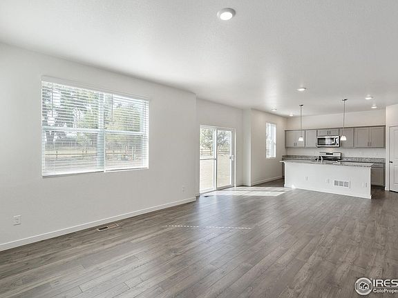 5th image of 922 London Way