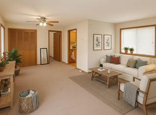 8801 W 35th St #88, Minneapolis, MN 55426