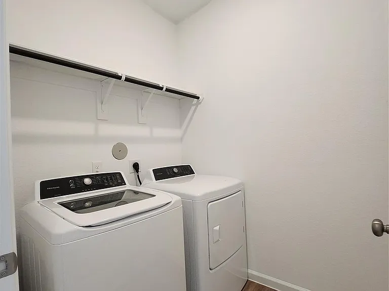2411 Lemon Grass Dr — Photo 18