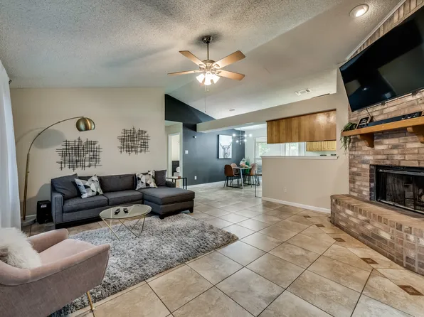 6209 Firebird Dr, Watauga, TX 76148