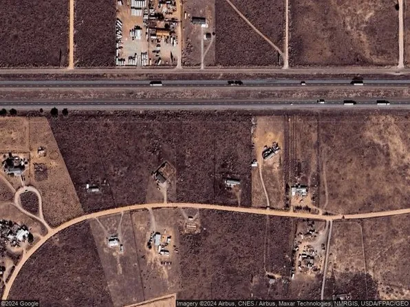 40 Sunset Rd, Moriarty, NM 87035