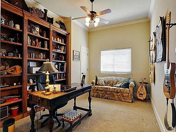 4th image of 5918 Saint Ives Ct