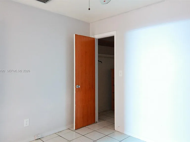 1321 N 58th Ave #1321 — Photo 12