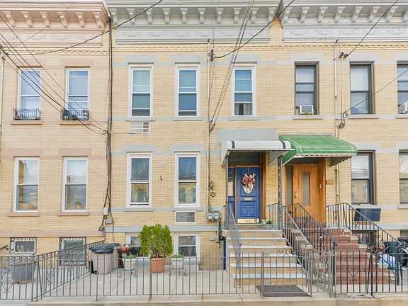 2nd image of 1871 Dekalb Ave