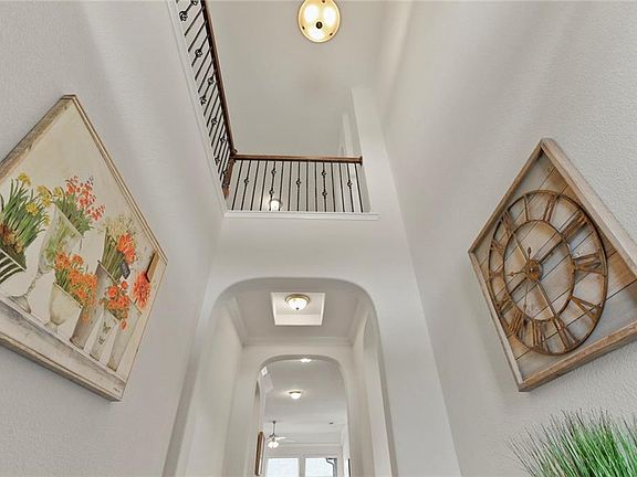 4th image of 5829 Canyon Oaks Ln