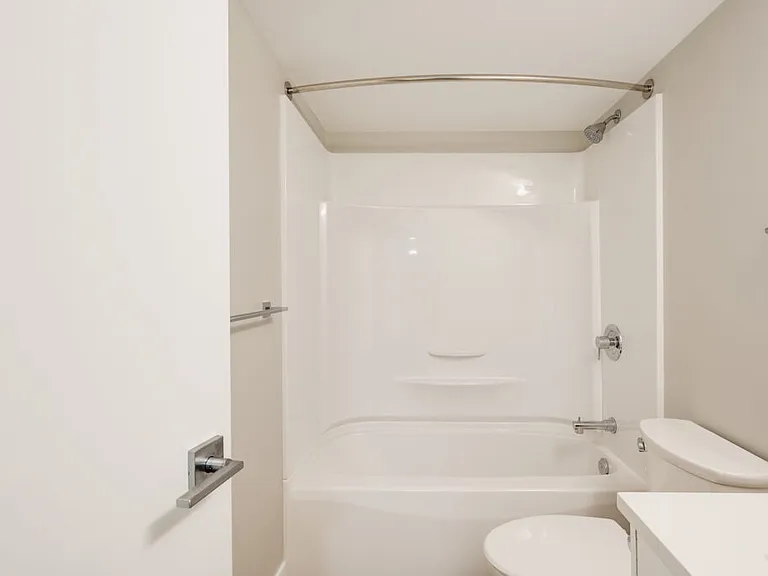 435 Lampson St #203 — Photo 41