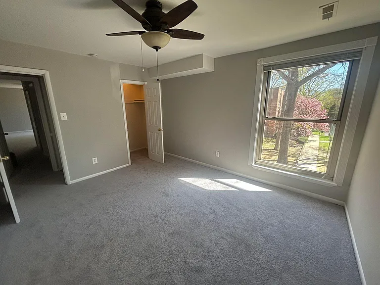 3304 Woodburn Village Dr #22 — Photo 10