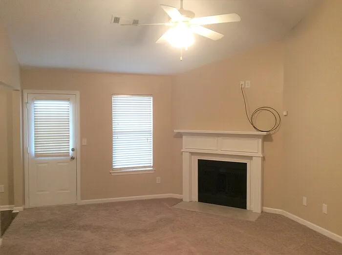 2266 Stroud Rd — Photo 5